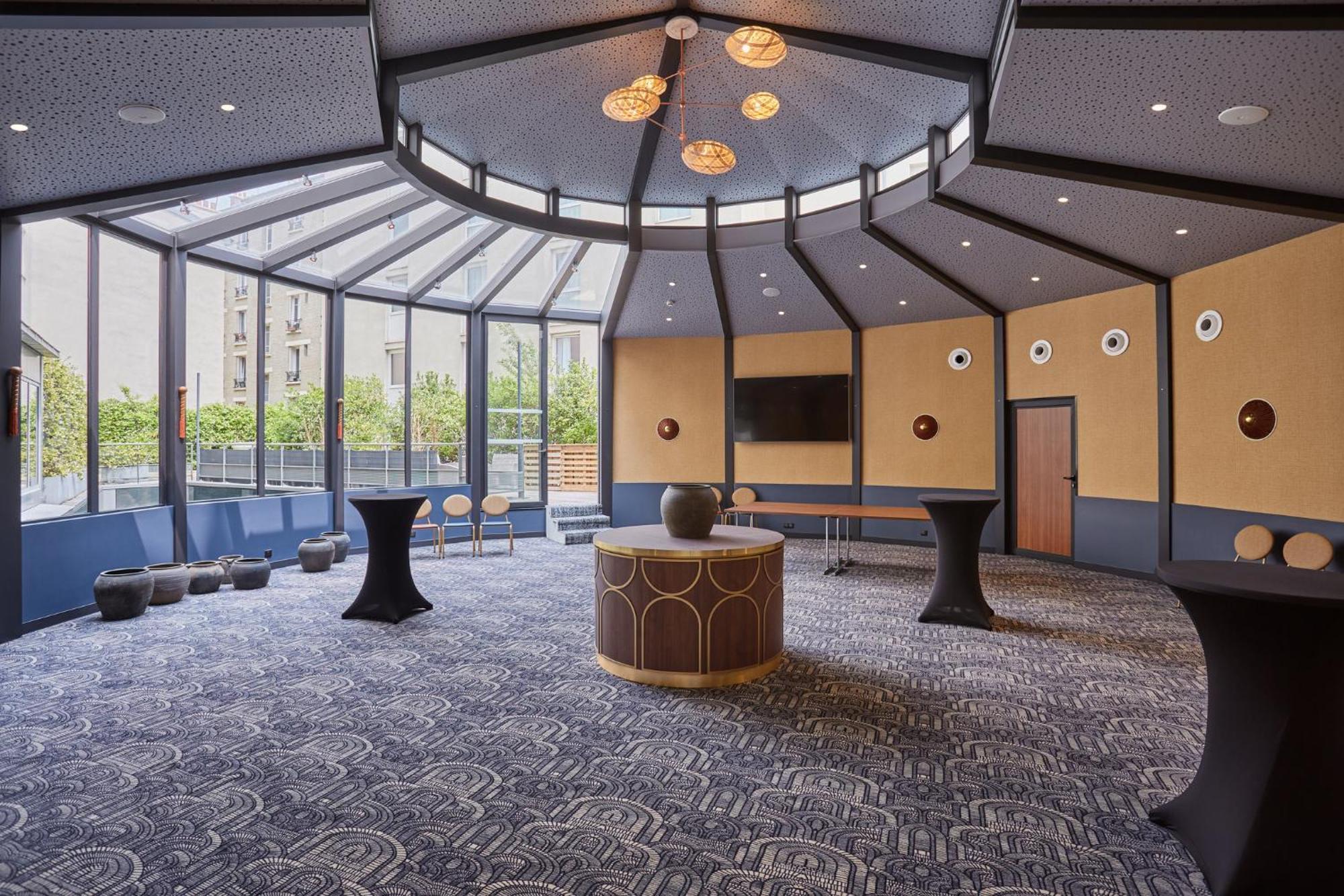 Voco Paris - Porte De Clichy By Ihg Экстерьер фото
